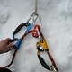 Remove the blue ascender with the biner, move down-rope and attach it with another pulley to the pull-rope. See next picture.