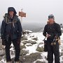 Frodo and Stevo at the summit of Saddleback.